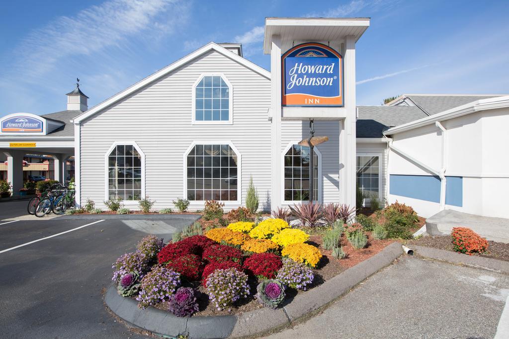 Howard Johnson By Wyndham Mystic Exteriör bild
